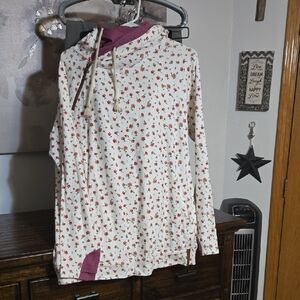 Ampersand Ave Doublehood Floral Hoodie with Pink Accents XXL